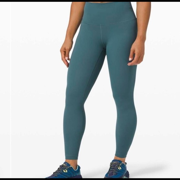 lululemon athletica Pants - 25” Lululemon Wunder Under